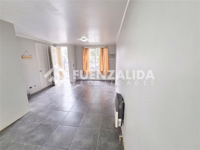Casa en arriendo de 3 dorm. en Buín