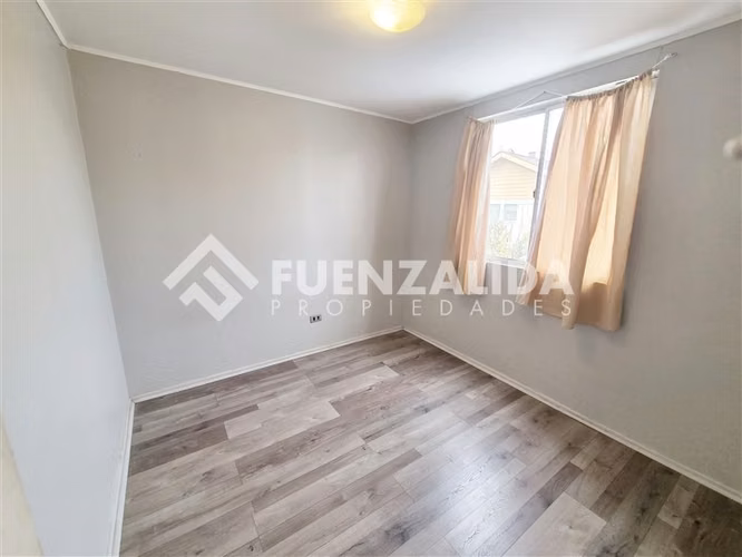 Casa en arriendo de 3 dorm. en Buín