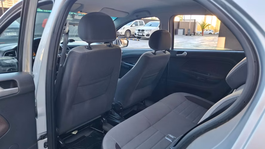 VOLKSWAGEN  VOYAGE HIGHLINE 1.6 MT 2022