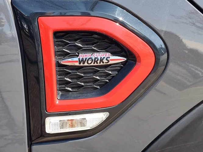 MINI JOHN COOPER WORKS 2019