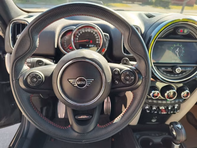 MINI JOHN COOPER WORKS 2019
