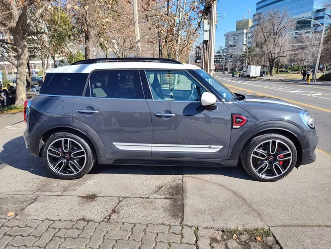 MINI JOHN COOPER WORKS 2019