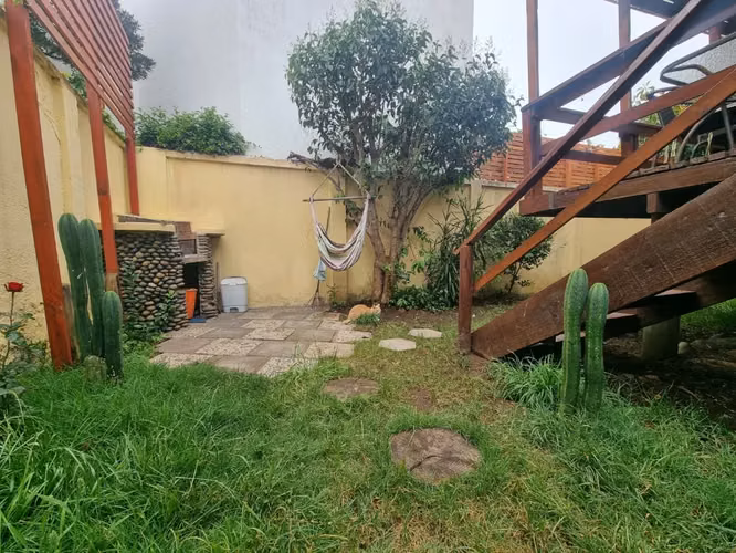 VENDE casa de 5D, sector residencial de Concón!!