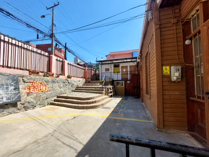 VENTA CASA 9HAB 9BA VALPARAÍSO - Imagen 4