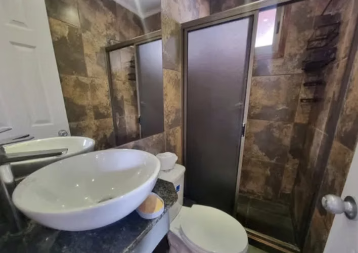 ARRIENDA casa de 3D, sector Los Romeros, en Concón