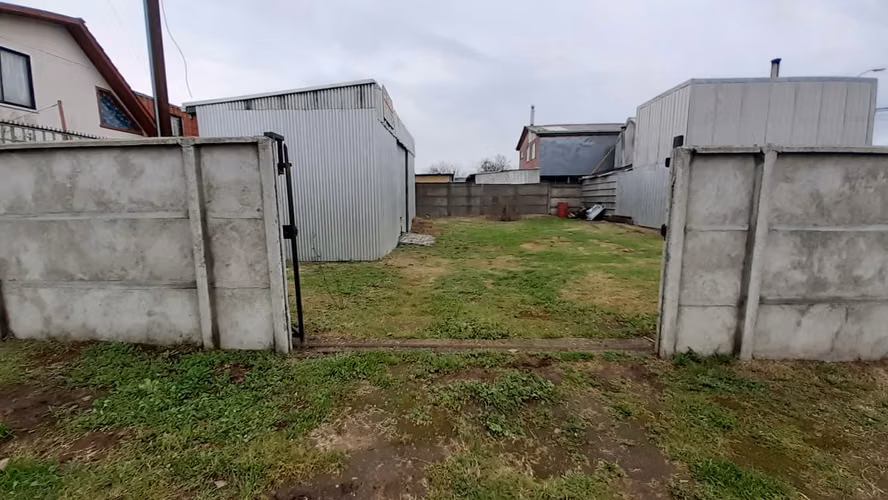 SITIO CON BODEGA EN LOMAS COLORADAS