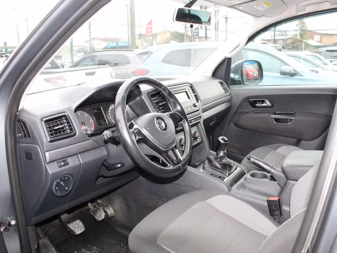 VOLKSWAGEN Amarok 2.0 TRENDLINE DIESEL 4MOTION 4X4 DOB. CAB. MT 4P 2019 - Imagen 10
