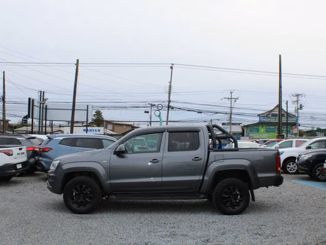 VOLKSWAGEN Amarok 2.0 TRENDLINE DIESEL 4MOTION 4X4 DOB. CAB. MT 4P 2019 - Imagen 12