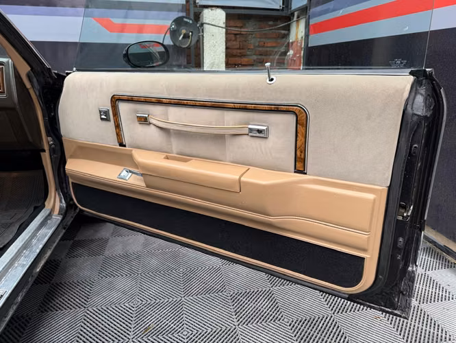 Chevrolet Monte Carlo V8 5.0 AUT