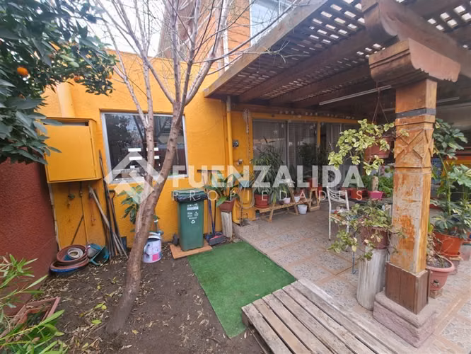Casa en venta de 5 dormitorios en Puente Alto, MCF