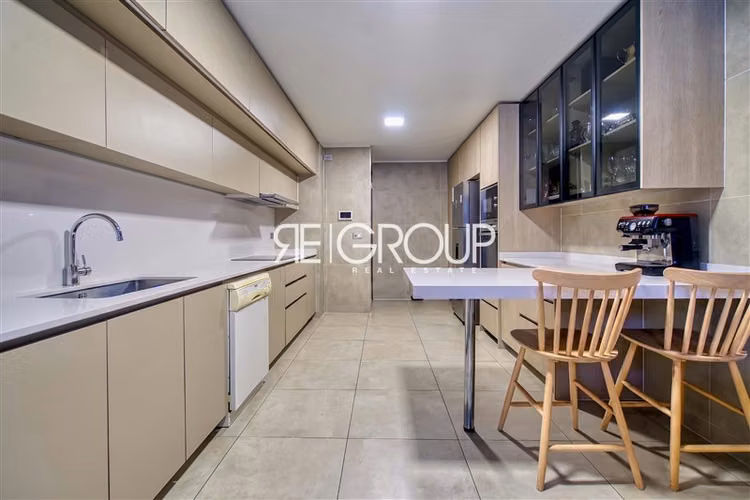 Departamento en venta de 3 dorm. en Lo Barnechea