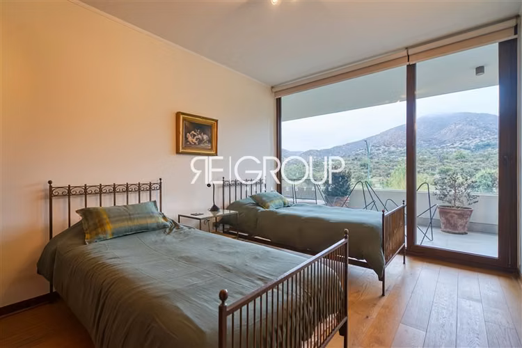 Departamento en venta de 3 dorm. en Lo Barnechea