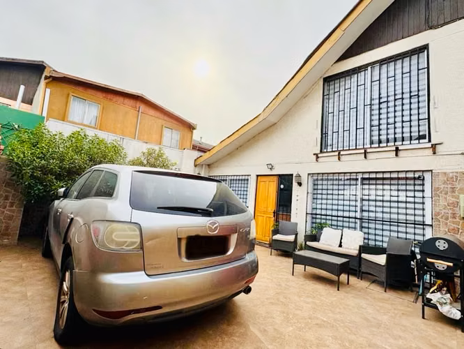 OPORTUNIDAD ÚNICA CASA EN VENTA PLAZA DE MAIPÚ