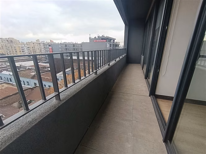 A pasos del Metro Santa Ana. 2D2B estacionamiento y bodega. - Imagen 11