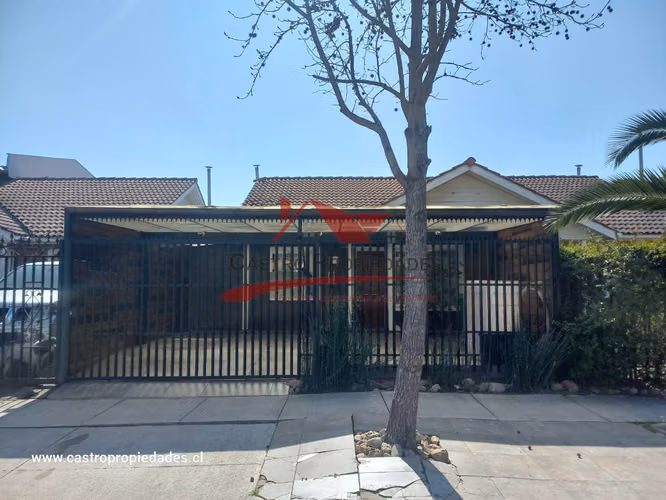 Hermosa Casa de Un Piso, 3 Dormitorios, 2 Baños, Lampa