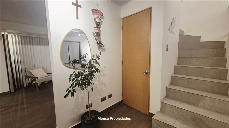Casa en venta de 3 dorm 3 baños en Peñalolén