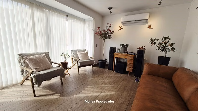 Casa en venta de 3 dorm 3 baños en Peñalolén