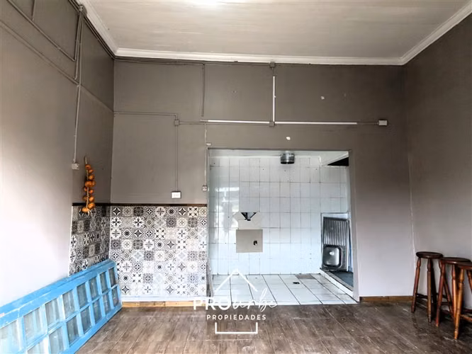 Local Comercial 30m en arriendo en Quillota.