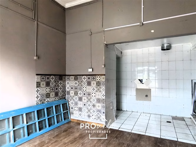 Local Comercial 30m en arriendo en Quillota.