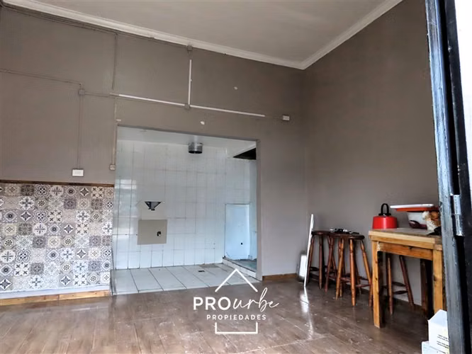 Local Comercial 30m en arriendo en Quillota.