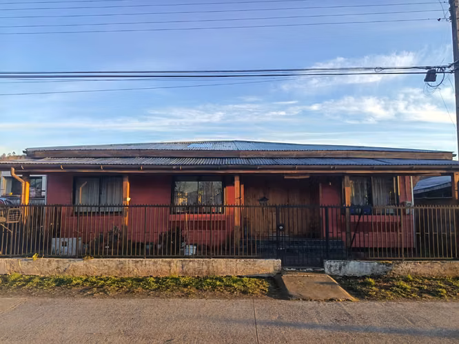 En Venta: Amplia Propiedad Residencial con Recepción Definitiva – Localidad de Malalhue, Lanco