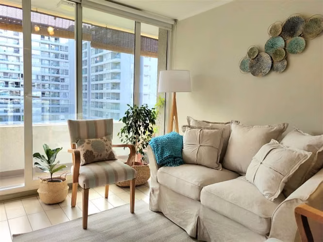 Departamento Mariposa en venta de 2 dorm. en Macul
