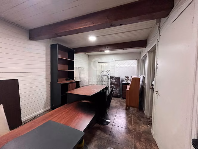 Casa en esquina para oficinas | Céntrica