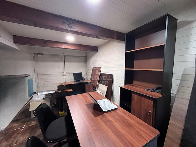 Casa en esquina para oficinas | Céntrica