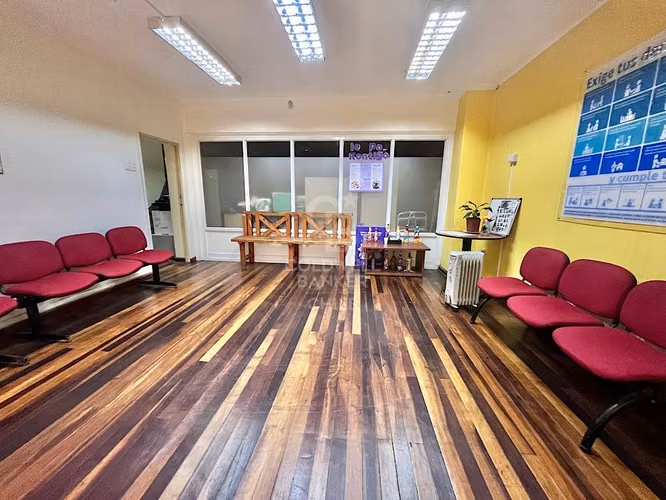 Céntrico Edificio Comercial  en Arriendo - Osorno - Imagen 3
