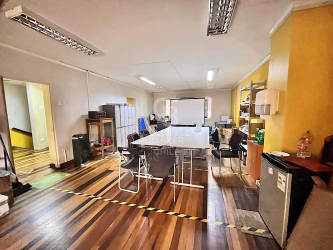 Céntrico Edificio Comercial  en Arriendo - Osorno - Imagen 10