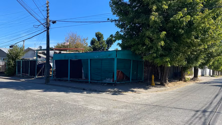 VENDO DOS CASAS CALLE BALBINO SANHUEZA, ESQUINA