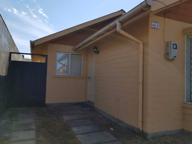 ARRIENDO CASA AMUEBLADA A PASOS DEL HOSPITAL 3 D 2 B