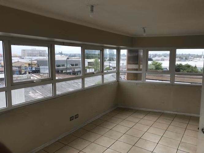 Arriendo oficina 75m2 centro de los angeles con estac,