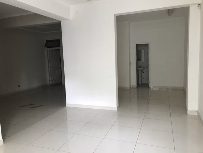 Arriendo oficina/placa comercial 95m2 centro de los angeles