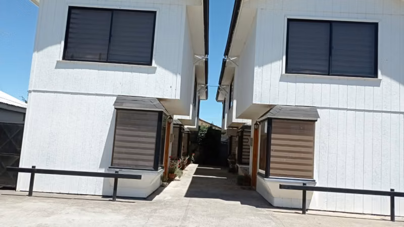 ARRIENDO CASA 1D 1B AMUEBLADA