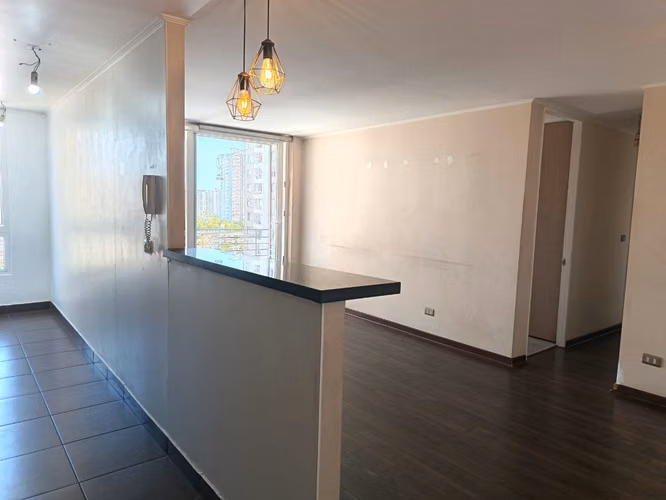 OPORTUNIDAD!!! VENDO DEPARTAMENTO 2D 2B + ESTACIONAMIENTO EN EXCELENTE SECTOR DE MACUL.