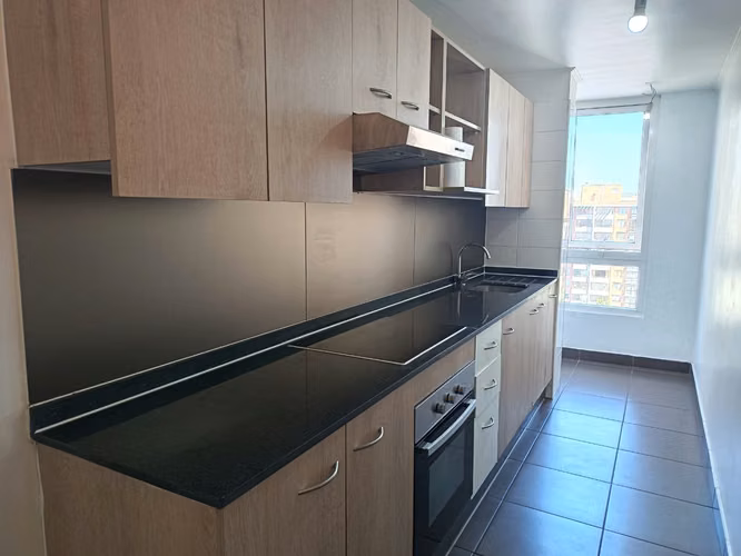 OPORTUNIDAD!!! VENDO DEPARTAMENTO 2D 2B + ESTACIONAMIENTO EN EXCELENTE SECTOR DE MACUL.