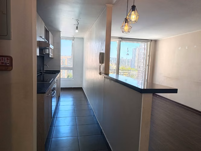 OPORTUNIDAD!!! VENDO DEPARTAMENTO 2D 2B + ESTACIONAMIENTO EN EXCELENTE SECTOR DE MACUL.