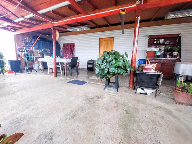 Parcela 5.000m2 con casa 3D/2B regularizada (177631)