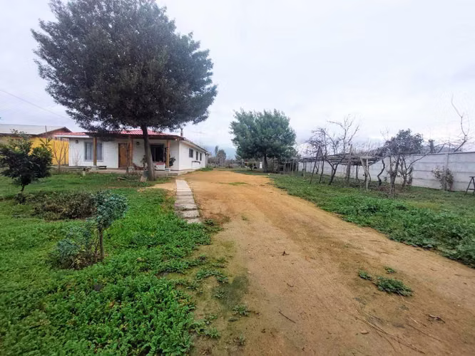 Parcela 5.000m2 con casa 3D/2B regularizada (177631)