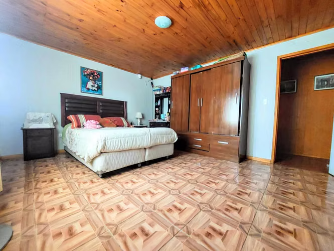 Parcela 5.000m2 con casa 3D/2B regularizada (177631)