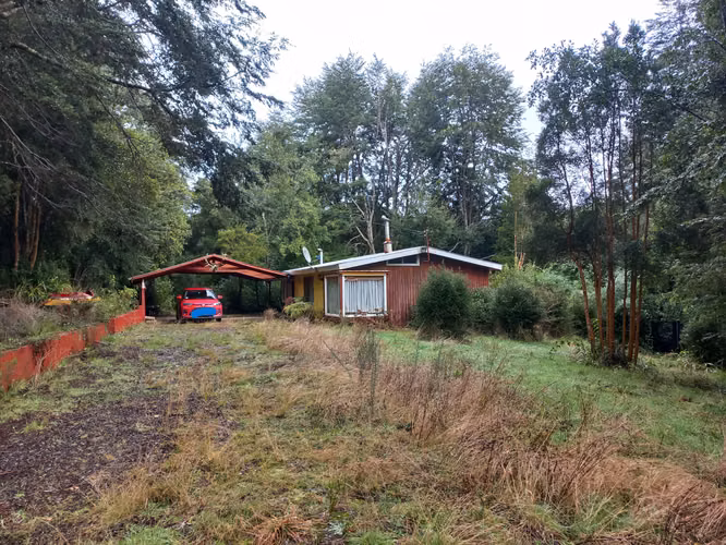 Isla Lemuy Chiloé; Terreno de 0,74 He Con Cabaña, Bosque Nativo, Bosque De Arrayanes Y Riachuelo
