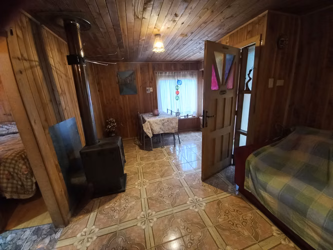 Isla Lemuy Chiloé; Terreno de 0,74 He Con Cabaña, Bosque Nativo, Bosque De Arrayanes Y Riachuelo
