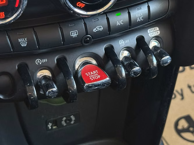 MINI COOPER  2018 - Imagen 18