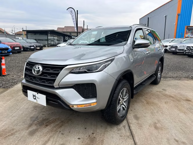 TOYOTA FORTUNER SRV 2.7 AUT 2022