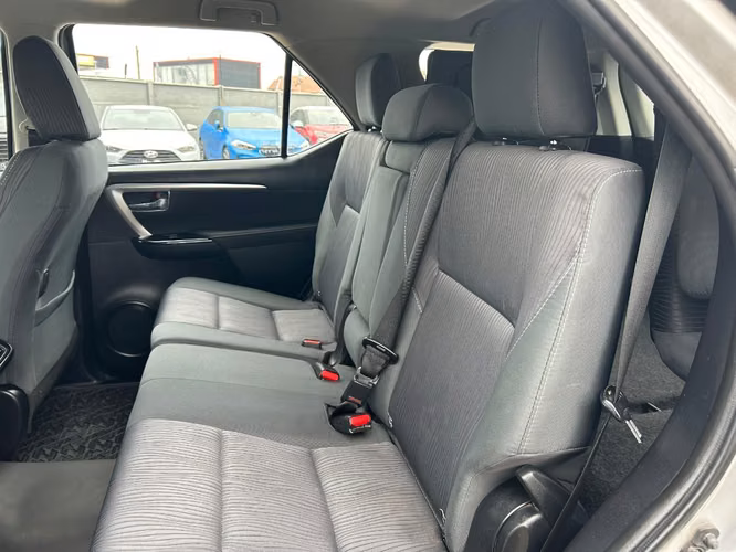 TOYOTA FORTUNER SRV 2.7 AUT 2022