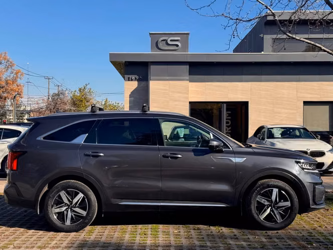 KIA SORENTO EX 2.5 AT GLS 2WD 2023