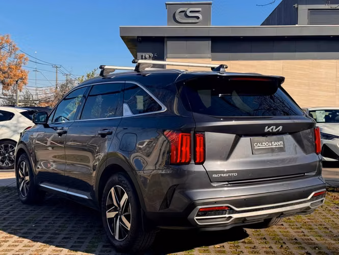 KIA SORENTO EX 2.5 AT GLS 2WD 2023