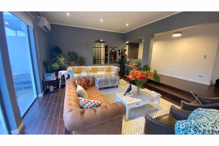 Casa moderna y amplia 6d/3b en paine
