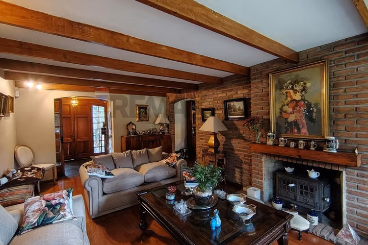 Espectacular casa lo barnechea - Imagen 6